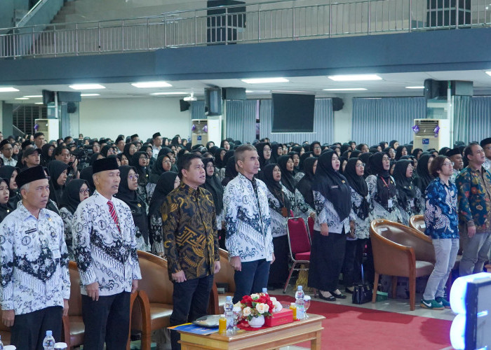 PGRI Banyumas Gelar Seminar Internasional Bahas AI dan Masa Depan Guru