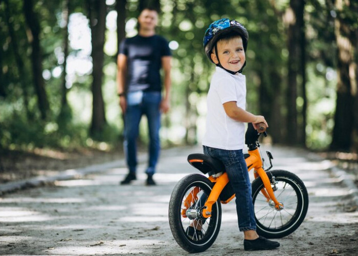 9 Cara Agar Anak Berani Belajar Bersepeda, Jadi Cepat Bisa