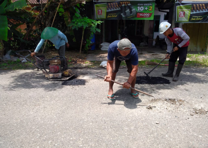 Terdampak Banjir, Prembun Usul Tambal Lubang