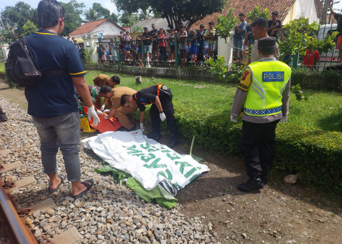 Laki-Laki Tanpa Identitas Meninggal Tertemper KA Pasundan di Jeruklegi