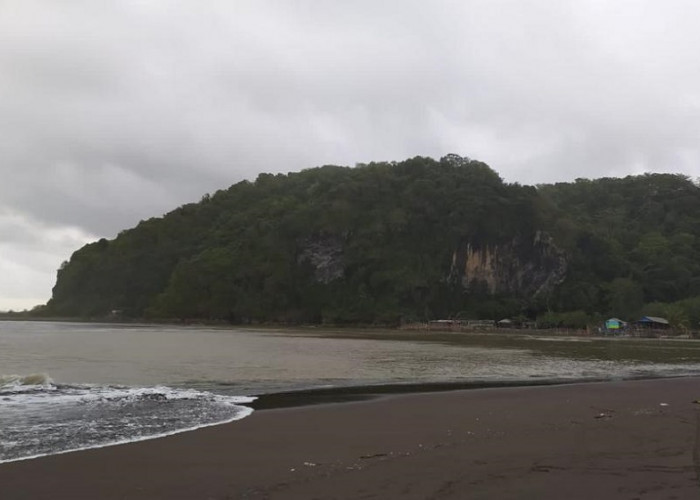 Rawan Terjadi Laka Laut, Ada Palung di Muara Pantai Sodong