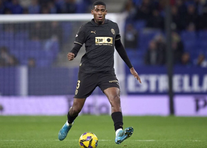 Arsenal Borong Talenta Muda! Cristhian Mosquera Jadi Transfer Paling Mengejutkan Musim Ini!