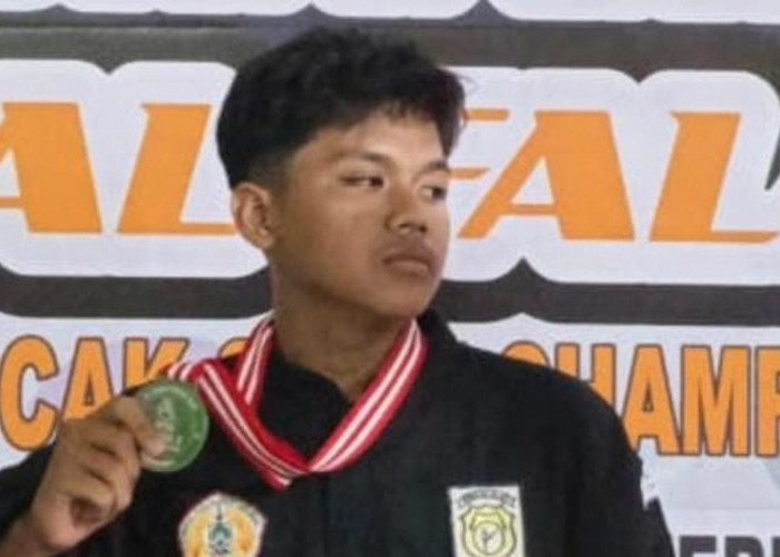 Siswa MAN 2 Kebumen Sabet Medali dari Al Falah Pencak Silat Championship