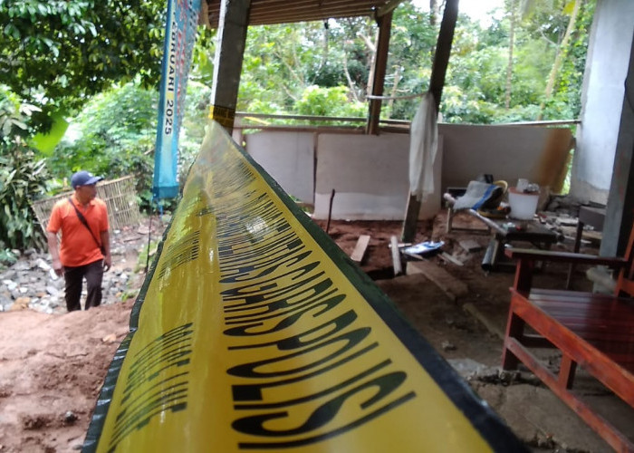 25 Rumah Terdampak Tanah Bergerak di Ketanda, Korban Mengungsi