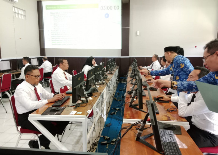 16 Peserta Ikuti Uji Gagasan Tertulis Seleksi Pengisian Jabatan Sekda dan Sekwan Cilacap