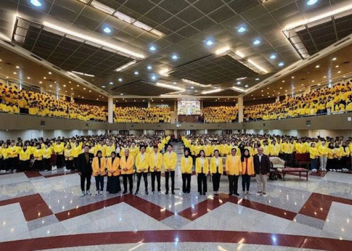 Kuliah di Era Sibuk: Mengenal Sistem Mandiri UT yang Jadi Solusi Modern Generasi Muda