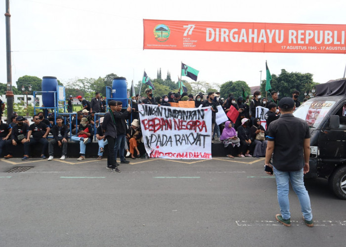 Imbas Kenaikan Harga BBM, Pemkab Banyumas Rencanakan Bansos Untuk Sopir Angkot, Ojol dan opang 