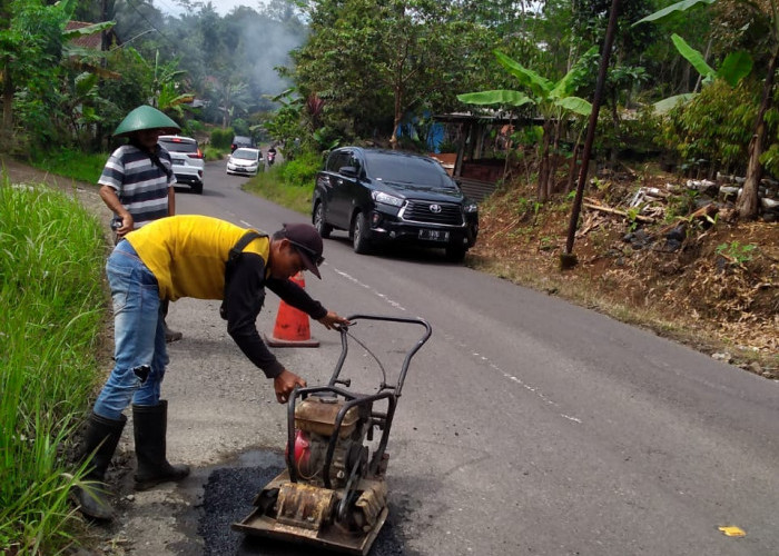 Sat-Set, Jurus Kombinasi Tambal Lubang Ala UPTD PU