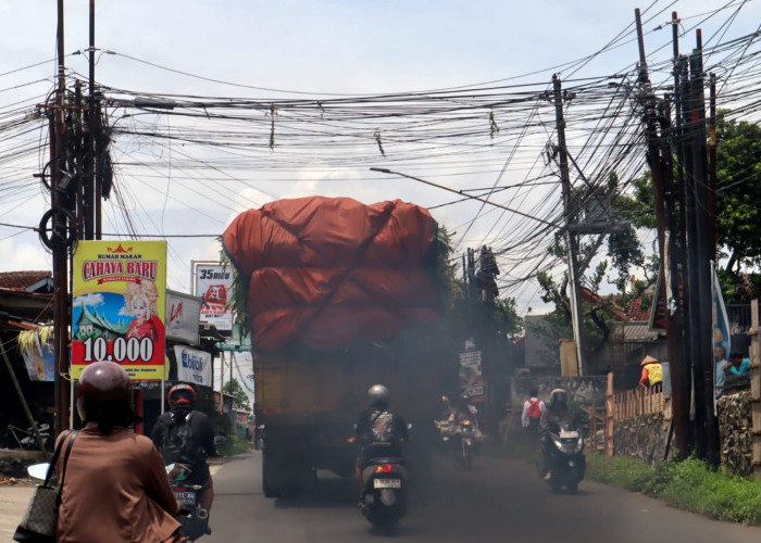 Tiang Internet Ilegal di Banyumas Bakal Ditertibkan, Bupati Perintahkan Satpol PP