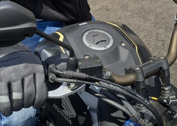 Hindari Kecelakaan! Begini Teknik Pengereman yang Benar ala Honda Istimewa