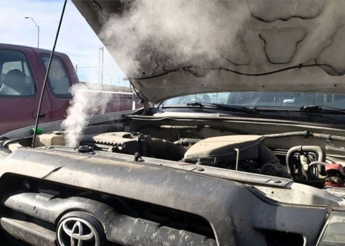 Wajib Tahu! 5 Komponen Mobil yang Rentan Rusak Akibat Overheat