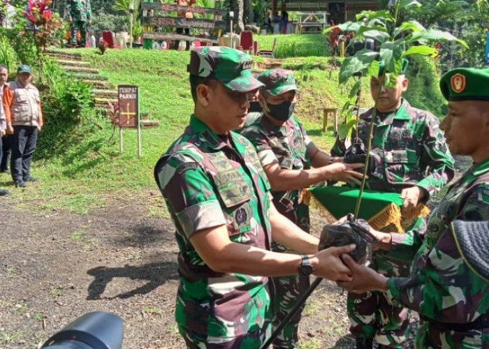 Cegah Bencana Tanah Longsor di Sirau, 1.500 Pohon Ditanam di Bukit Siregol