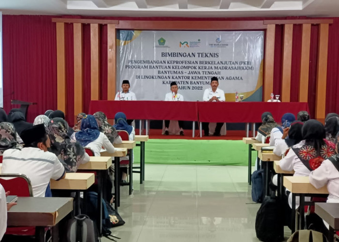 Apapun Kurikulumnya, Guru Madrasah Harus Siap Mengajar