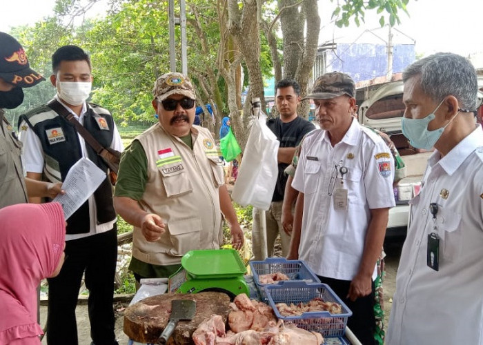 Pedagang Ayam Sudah Kembali Berjualan di dalam Pasar Majenang 