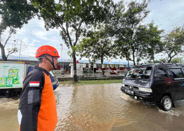 Hujan Deras Picu Banjir di Kroya, Cilacap