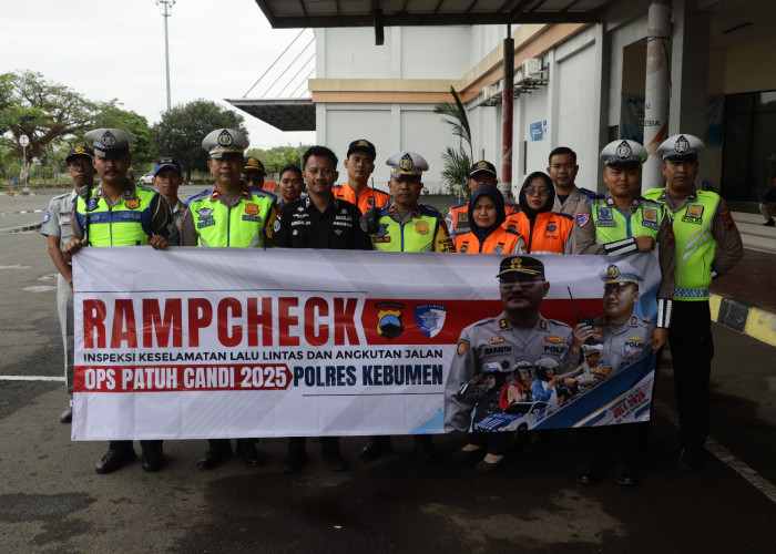 Operasi Patuh Candi, Polres Kebumen Gelar Ramp Check di Terminal