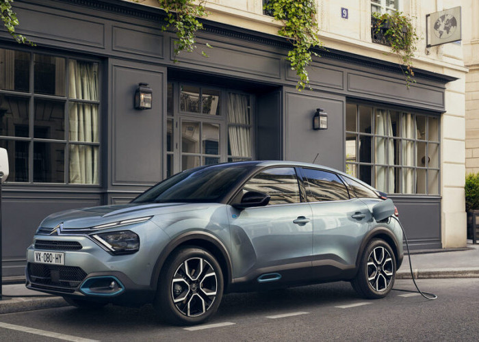 Mari Selidiki Spesifikasi Mobil Listrik Citroen E-C4, Harga Fantastis Serupakah Dengan Kualitasnya?