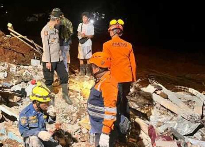 Pencarian Korban Longsor di Dua Dusun di Majenang Dilanjutkan Hari Ini