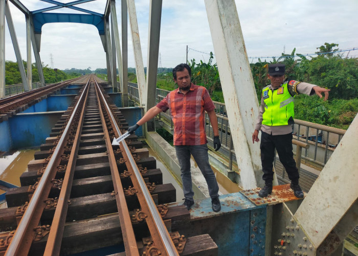 Tertemper Kereta Api, Warga Kroya Cilacap Ditemukan Meninggal di Bawah Jembatan 