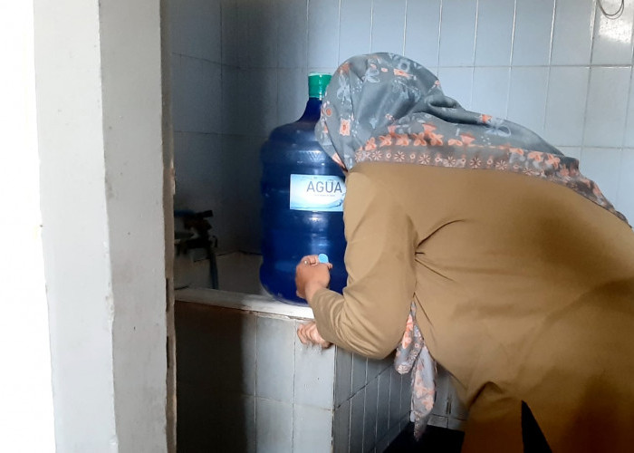 Warga Purwokerto Terpaksa Pakai Air Galon, Pasokan PAM Terhenti Dua Hari
