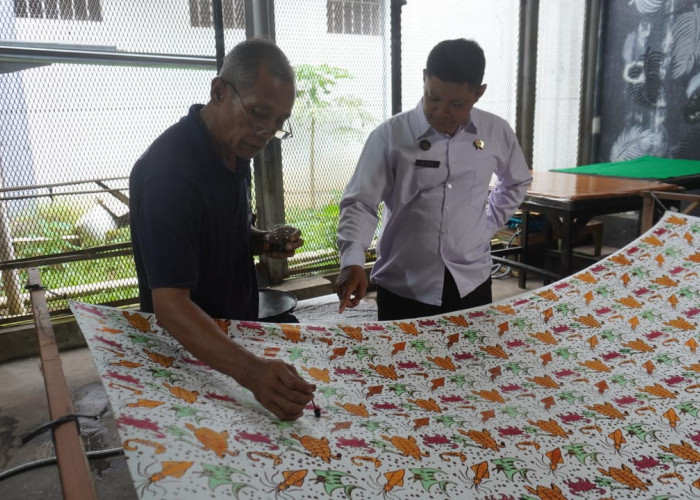 Pembinaan Kemandirian WBP Dioptimalkan, Lapas Purwokerto Kembangkan Batik