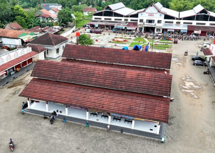 Ganjar Revitalisasi 79 Pasar di Jateng, Masyarakat Lebih Nyaman dan Tak Takut Terpeleset saat Berbelanja