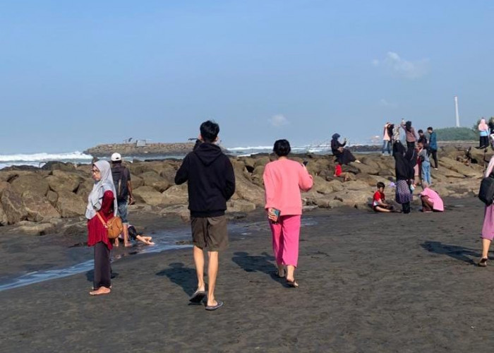 Masyarakat Diminta Jaga Kebersihan Pantai Sodong Cilacap