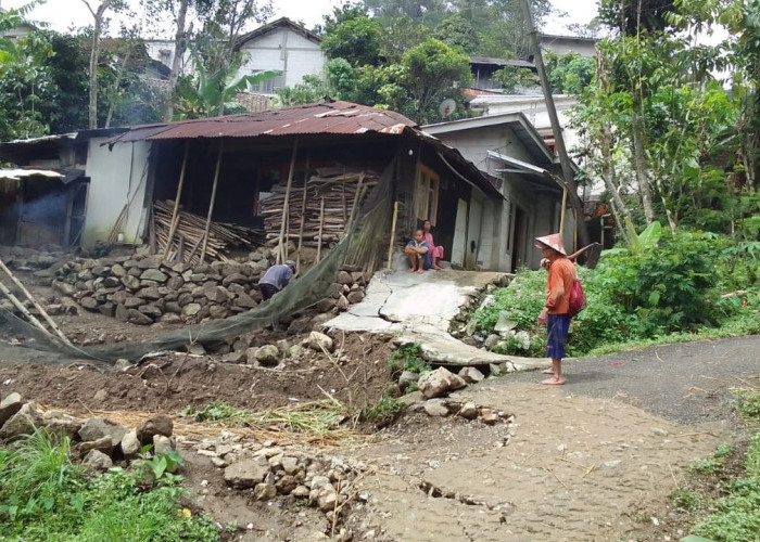 Pergerakan Tanah di Banjarnegara, Warga Bertahan di Rumah Meski Rawan