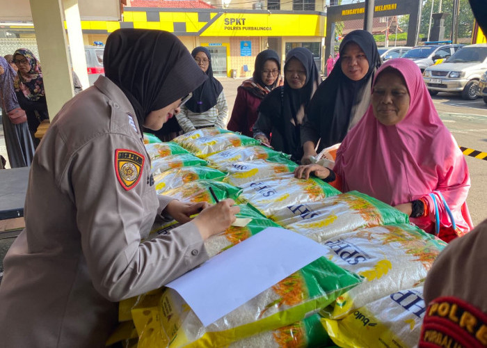 Gerakan Pangan Murah Polres Purbalingga Diserbu Warga, Sediakan 400 Paket Sembako Rp100 Ribu