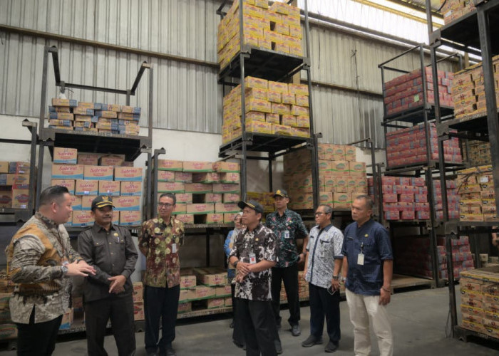 Distribusi Sembako Banjarnegara Lancar, Harga Cabai dan Daging Ayam Masih Tinggi