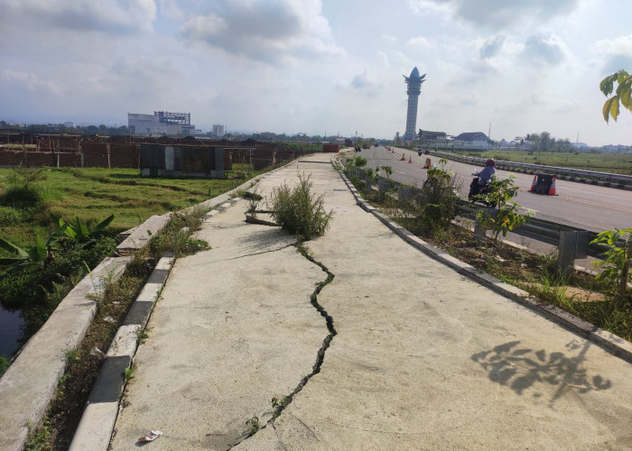 Proyek Trotoar di Jalan Bung Karno Purwokerto yang Amblas Belum Serah Terima