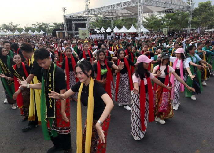 5.000 Penari Ramaikan Banyumas Lengger Bicara, Generasi Muda Perkuat Upaya Melestarikan Warisan Seni 