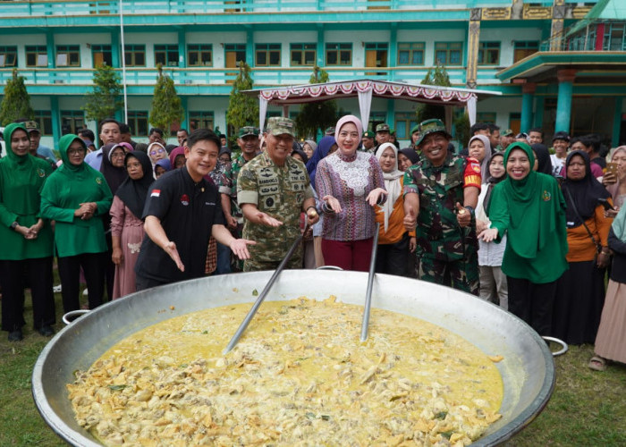 1.000 Warga Ikuti Masak Besar dan Buka Puasa Bersama TMMD di Karanggayam