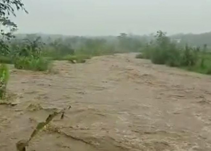  Debit Hulu Sungai di Purbalingga Meninggi dan Jalan Protokol Tergenang