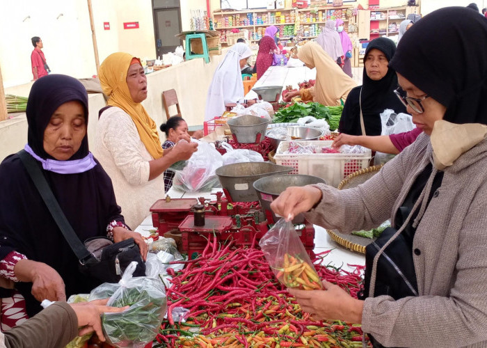 Harga Cabai Rawit Turun Hingga Rp10 Ribu, Cabai Merah Justru Naik di Purbalingga