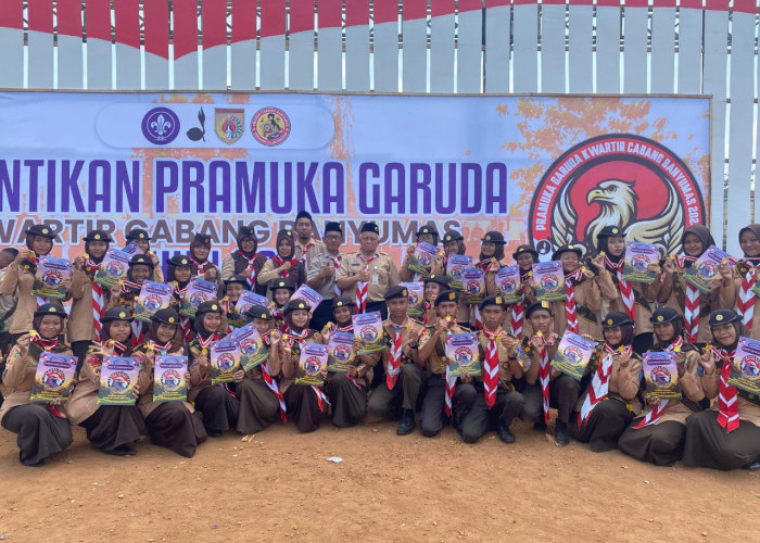 30 Pramuka Garuda Pangkalan SMAN 1 Sumpiuh Ikuti Pelantikan di GOR Satria Purwokerto 