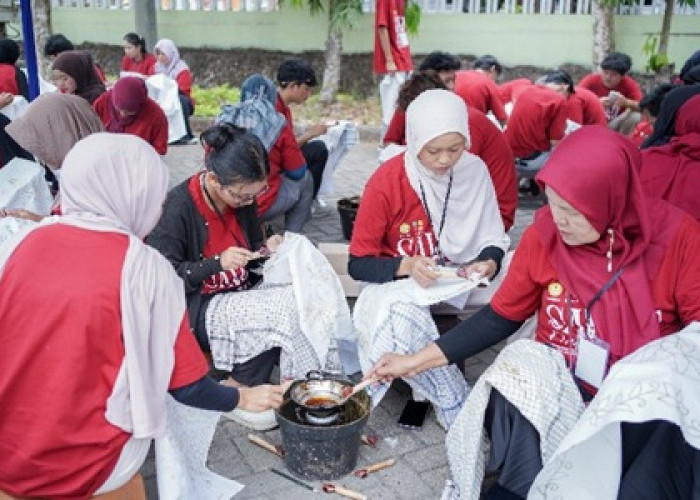 Faperta UNSOED dan BPDP Latih Pengrajin Batik Gunakan Biowax Sawit Ramah Lingkungan