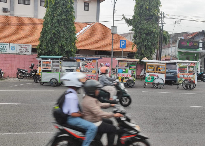 PFC Mulai Ditinggalkan, Dinperindag Tegaskan Alun-alun Bukan Tempat PKL