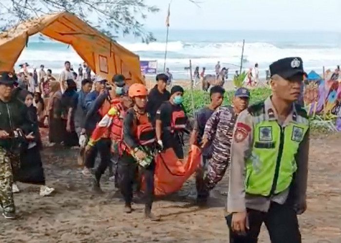 Korban Tenggelam di Pantai Gajah Kebumen Ditemukan, Tiga Orang Masih Hilang
