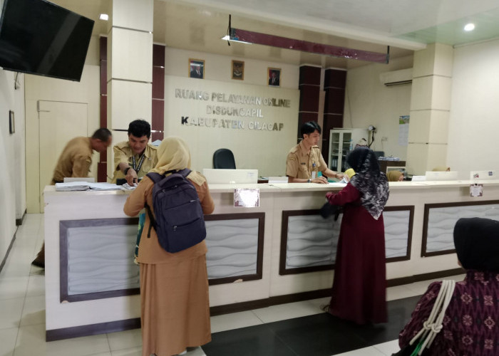 Pelayanan Kembali Lancar, Disdukcapil Cilacap Dapat Alokasi 8 Ribu Blangko E-KTP