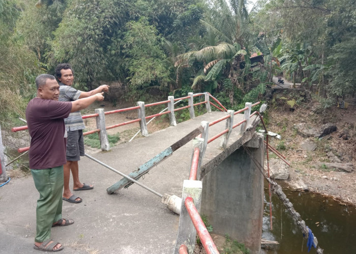Hampir Dua Tahun Jembatan Kalongbali Putus, Warga Harap Penanganan