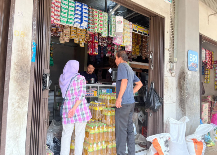 Minyakita Masih Tersedia di Banjarnegara, Harga Tetap Sesuai HET Rp15.700 per Liter