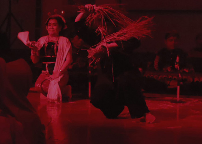 Lengger Jadi Ruang Interaksi Sosial dalam Memoar Narsih