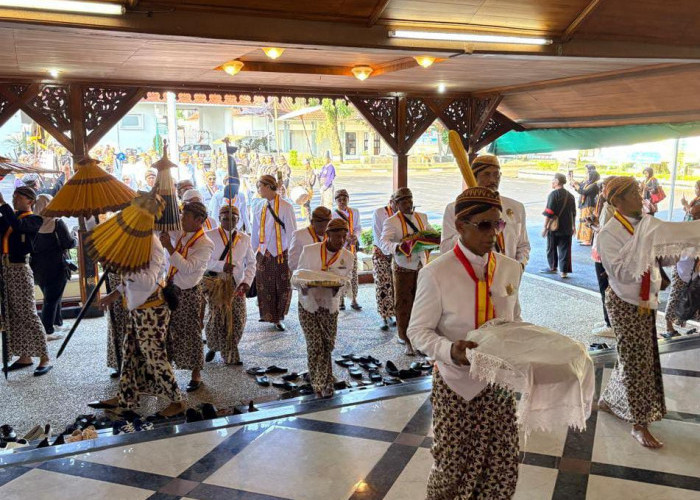 Prajurit Keraton Surakarta Bakal Pawai di Festival Literasi Cilacap