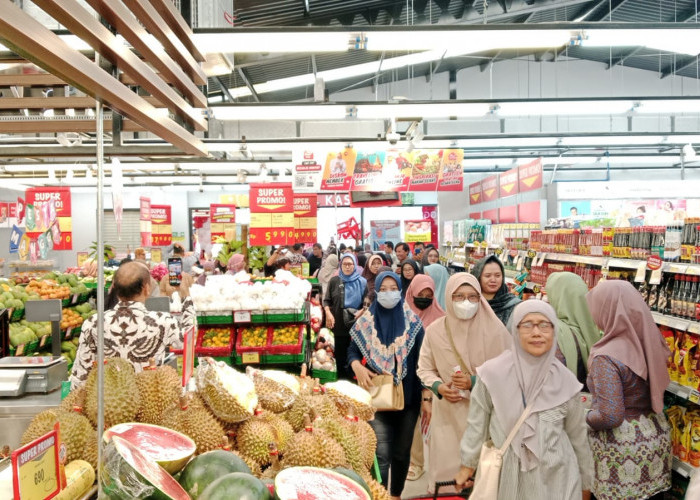 Cilacap Punya Supermarket Baru yang Langsung Diserbu Warga