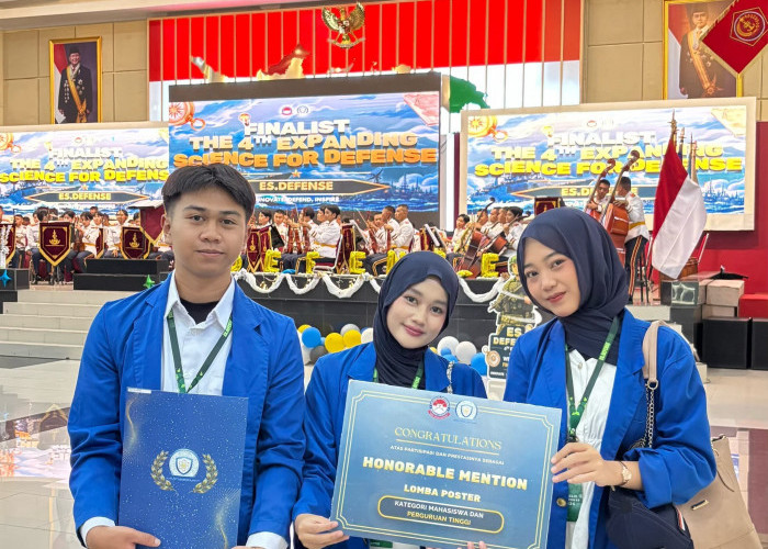 Mahasiswa Farmasi UMP Raih Juara dalam Lomba Poster Nasional Expanding Science Defense ke-4