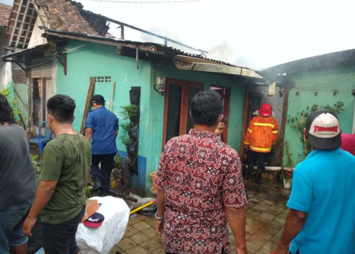 Rumah Terbakar di Kelurahan Kober Purwokerto,  Kerugian Capai Rp 40 Juta