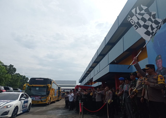 30 Persen Pemudik Belum Tinggalkan Wilayah Jateng, Kapolda : One Way Tahap Dua di Tol Kalikangkung Berlaku