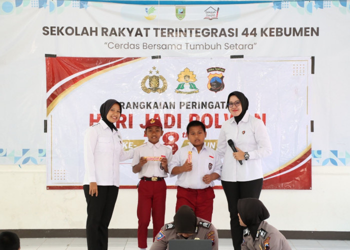 Siswa Sekolah Rakyat Kebumen Dibekali Pengetahuan Perlindungan Diri