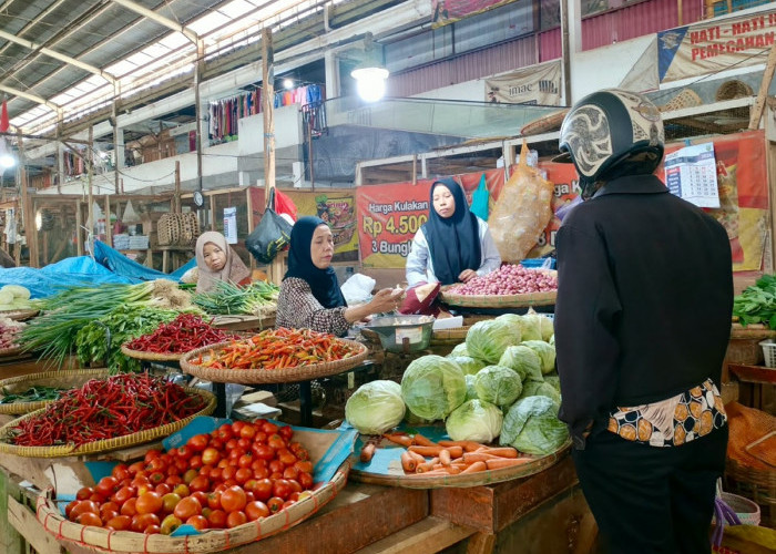 Kemarau Panjang, Harga Tomat dan Cabai Hijau di Kebumen Naik